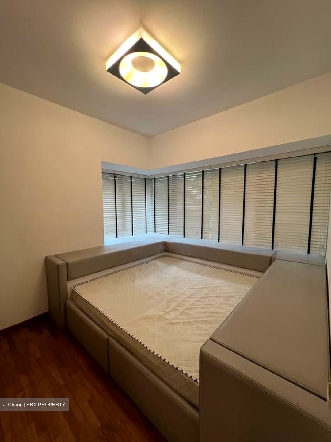 Trevista (D12), Condominium #534168001